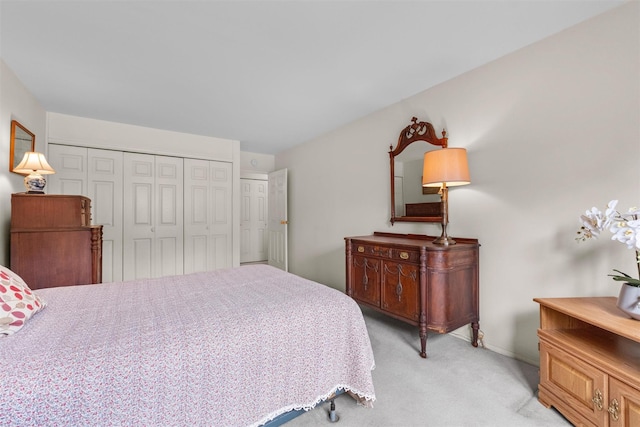 1 Lakeview Dr Unit 1L, Peekskill, NY 10566 - bedroom with light carpet, a closet, and baseboards
