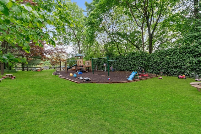 51 Rockledge Rd Unit 1A, Hartsdale, NY 10530 - view of playground