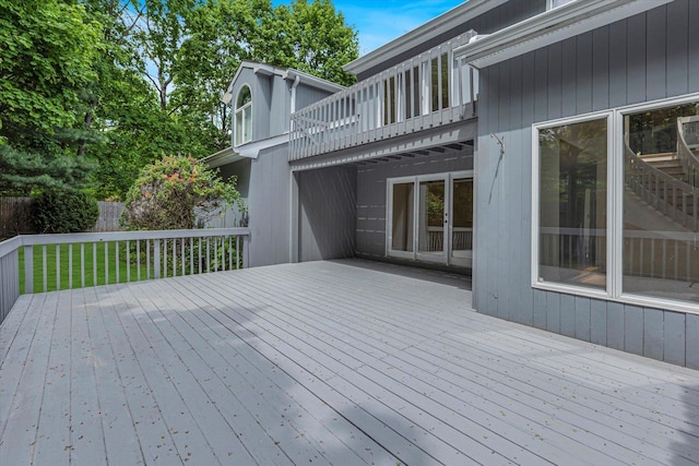 2 Heiko Ct, Northport, NY 11768 - view of wooden terrace