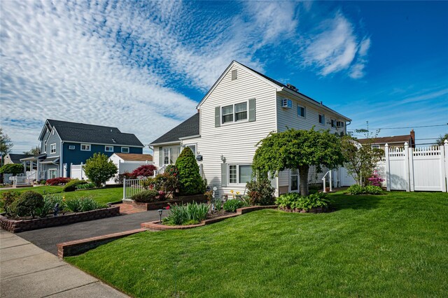 1 Marlboro Ave, Massapequa, NY 11758 - photo 2