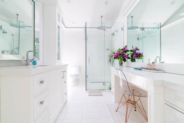 5 Samuel Ct, Syosset, NY 11791 - full bath featuring a stall shower, vanity, toilet, and tile patterned flooring