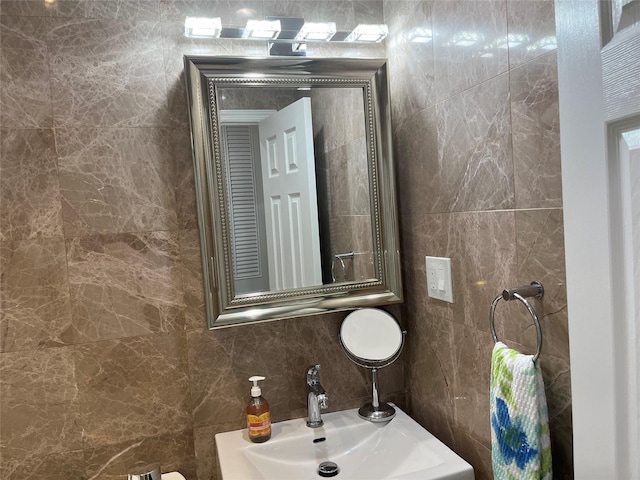 140A Laurance Ln, Ridge, NY 11961 - half bath with tile walls and a sink