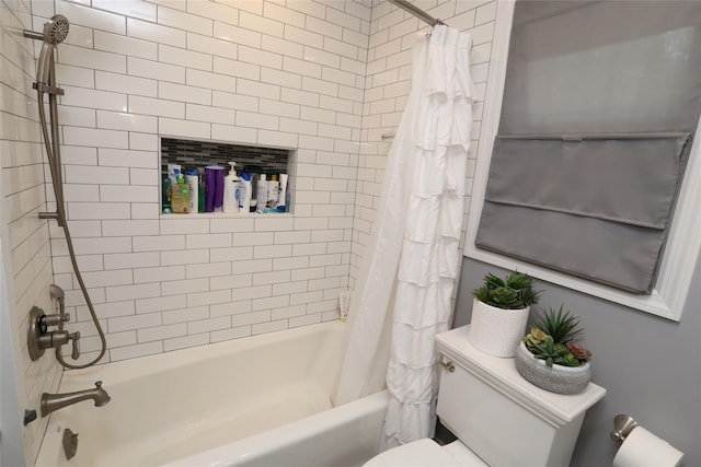 8 Rolling Way, New City, NY 10956 - full bathroom with shower / bath combination with curtain and toilet