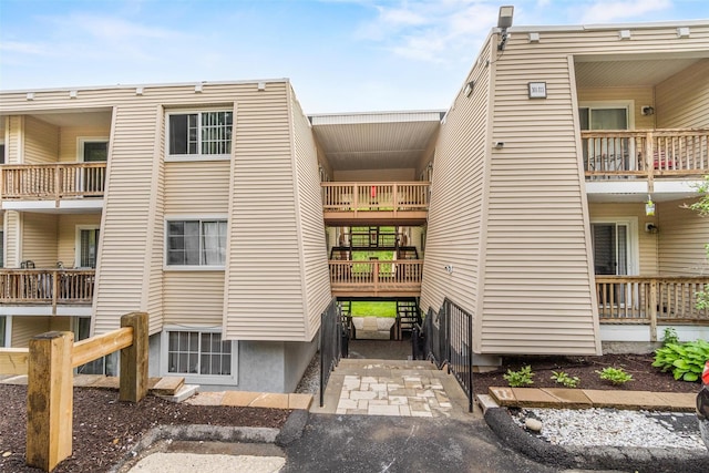 311 Fox Run Ln, Carmel, NY 10512 - view of building exterior