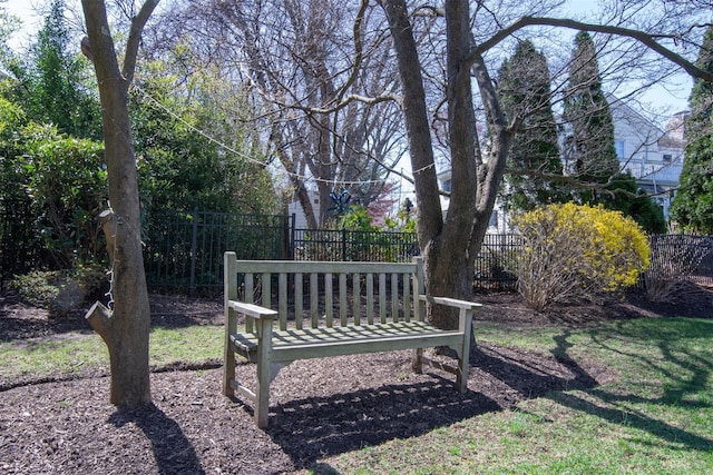 668 Francis St, Pelham, NY 10803 - view of surrounding community