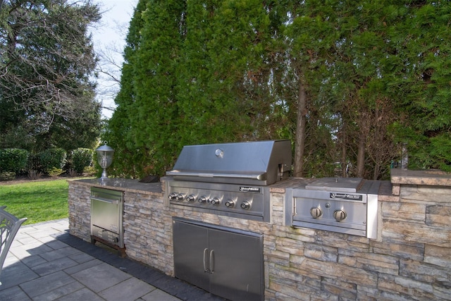 668 Francis St, Pelham, NY 10803 - photo 30