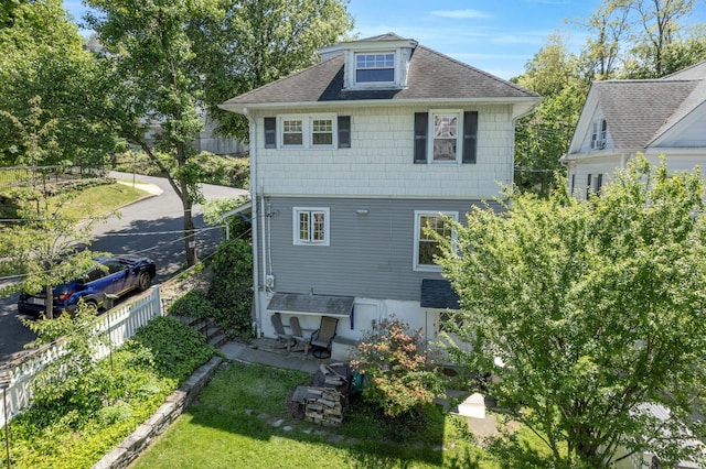 65 Hamilton Pl, Tarrytown, NY 10591 - back of house featuring a shingled roof