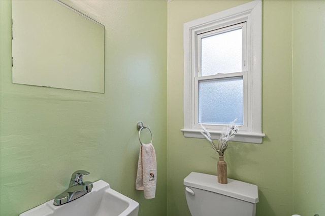 39-27 216th St, Bayside, NY 11361 - bathroom featuring a sink and toilet