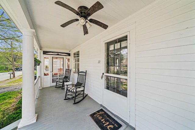 view of patio with a ceiling fan and covered porch