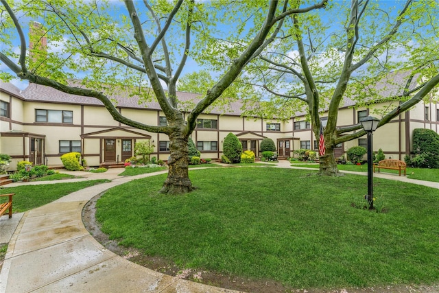 274 Cherry Valley Ave Unit B-2, Garden City, NY 11530 - view of community featuring a lawn