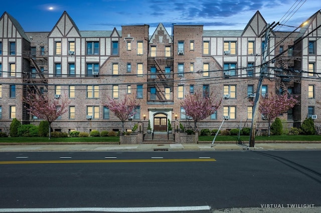 view of building exterior