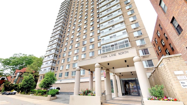 118-17 Union Tpke Unit 10A, Forest Hills, NY 11375 - photo 1