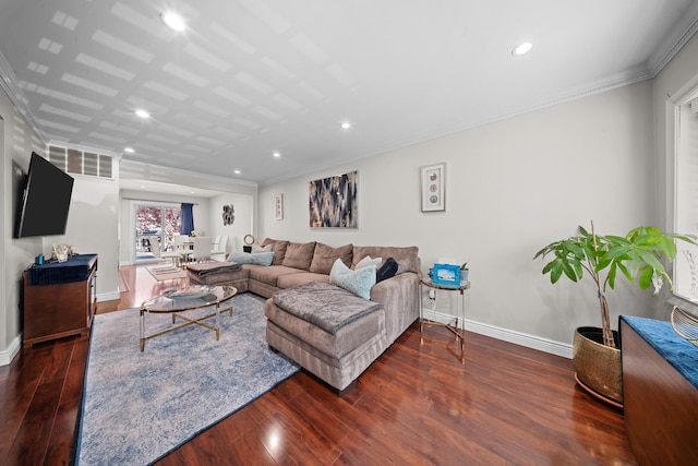 living area featuring wood finished floors, baseboards, ornamental molding, and recessed lighting