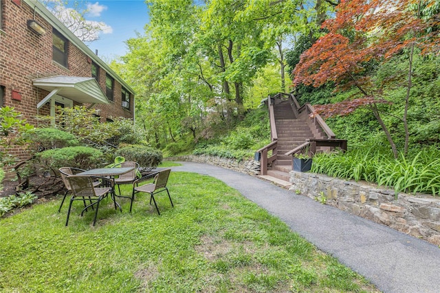 52 Rockledge Rd Unit 2A, Hartsdale, NY 10530 - view of green lawn with stairs
