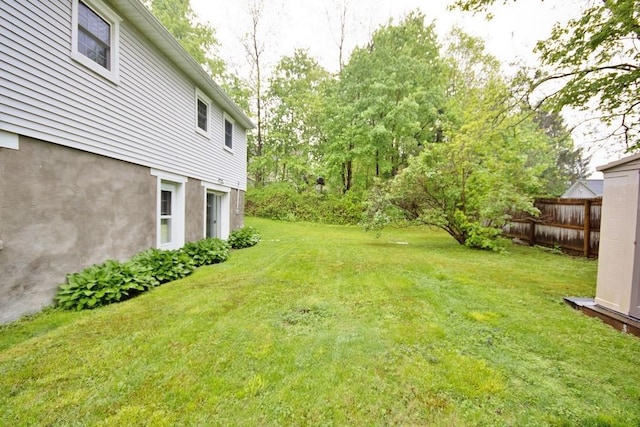 135 Cottage Rd, Carmel, NY 10512 - view of green lawn