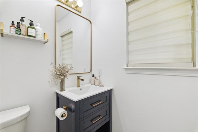 1601 Pondcrest Ln, White Plains, NY 10607 - half bathroom featuring toilet and vanity