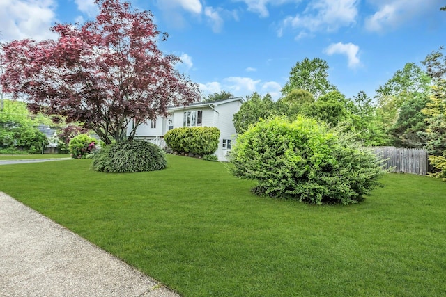 1 Valley Forge Dr, Wheatley Heights, NY 11798 - view of yard
