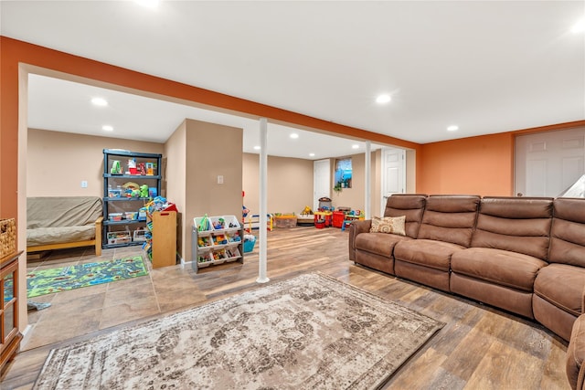 living room featuring wood finished floors and recessed lighting