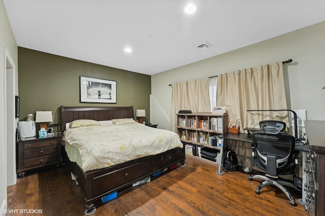 79 Sands Point Rd, Port Washington, NY 11050 - bedroom featuring visible vents, wood finished floors, and recessed lighting