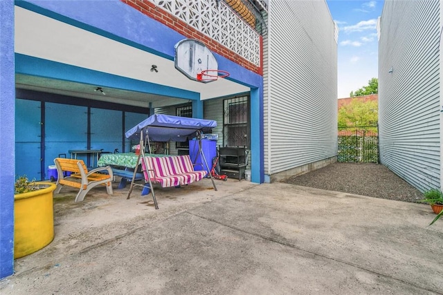 exterior space featuring an outdoor hangout area