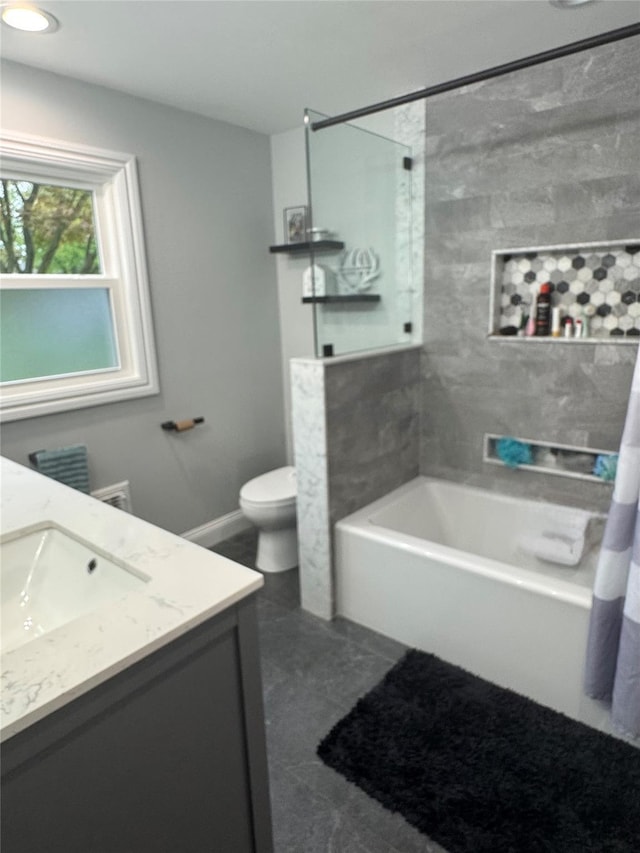 125 Kings Hwy, Congers, NY 10920 - bathroom with vanity, toilet, and shower / bath combo