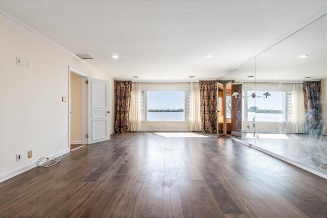 22 Shorecliff Pl, Great Neck, NY 11023 - unfurnished living room with recessed lighting, baseboards, visible vents, and dark wood finished floors