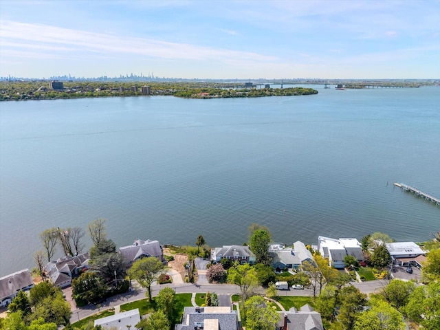 22 Shorecliff Pl, Great Neck, NY 11023 - drone / aerial view with a water view and a residential view