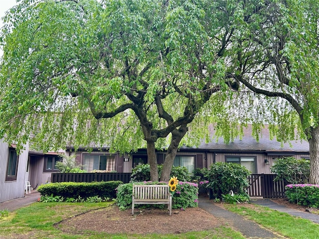 exterior space featuring fence