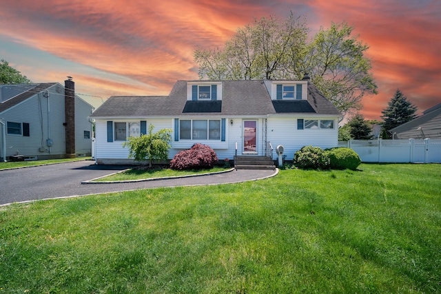 6 Pompano Ln, Massapequa Park, NY 11762 - view of front of house with a shingled roof
