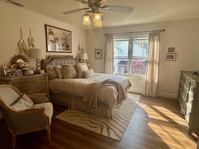 23 Candlestick Ct, Warwick, NY 10990 - bedroom featuring wood finished floors, baseboards, and ceiling fan
