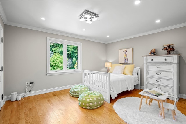 9 Oak Ridge Ct, West Harrison, NY 10604 - bedroom with baseboards, crown molding, recessed lighting, and light wood-type flooring