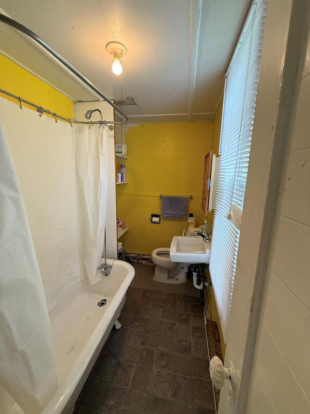 15 Springside Ave, Poughkeepsie, NY 12603 - full bathroom featuring a shower with curtain, toilet, and a sink