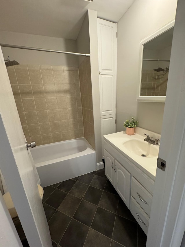 163 Pointe Cir N Unit 163, Coram, NY 11727 - photo 9