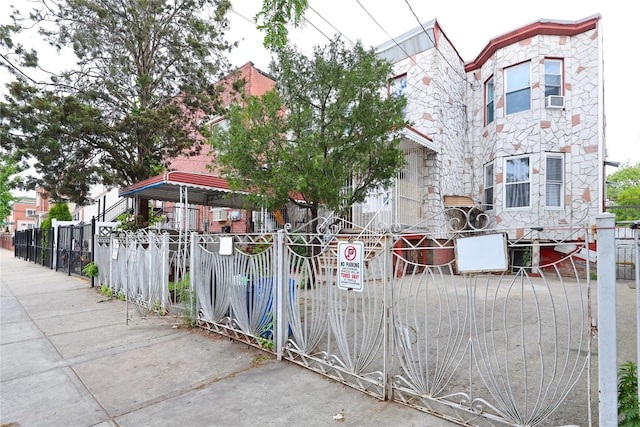 243 Wyona St, Brooklyn, NY 11207 - photo 2
