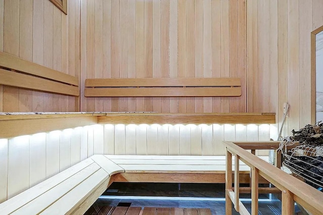view of sauna / steam room