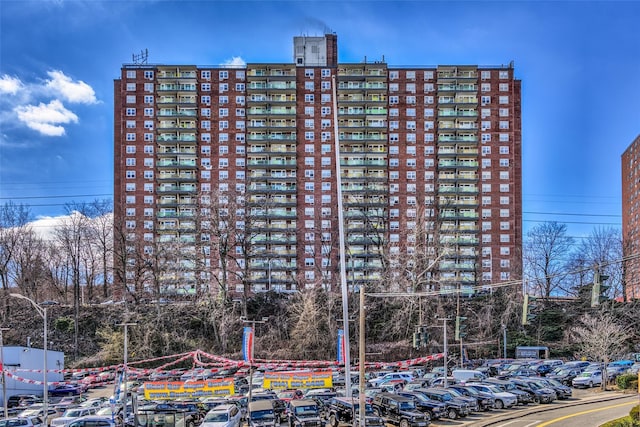 1841 Central Park Ave Unit 8E, Yonkers, NY 10710 - view of apartment building / complex