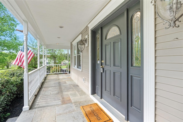 521 Plattekill Ardonia Rd, Wallkill, NY 12589 - entrance to property featuring a porch and crawl space
