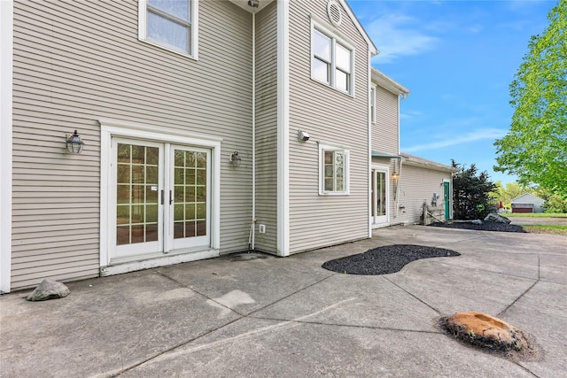 521 Plattekill Ardonia Rd, Wallkill, NY 12589 - back of house featuring a patio