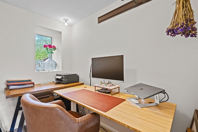 8 Wolf Rd, Croton-On-Hudson, NY 10520 - view of office area