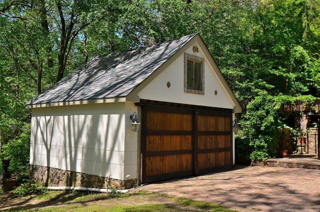 85 Dix Hills Rd, Huntington, NY 11743 - photo 34