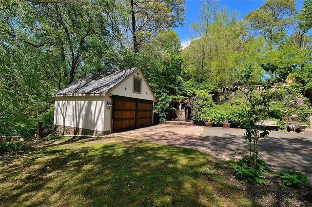 85 Dix Hills Rd, Huntington, NY 11743 - photo 40