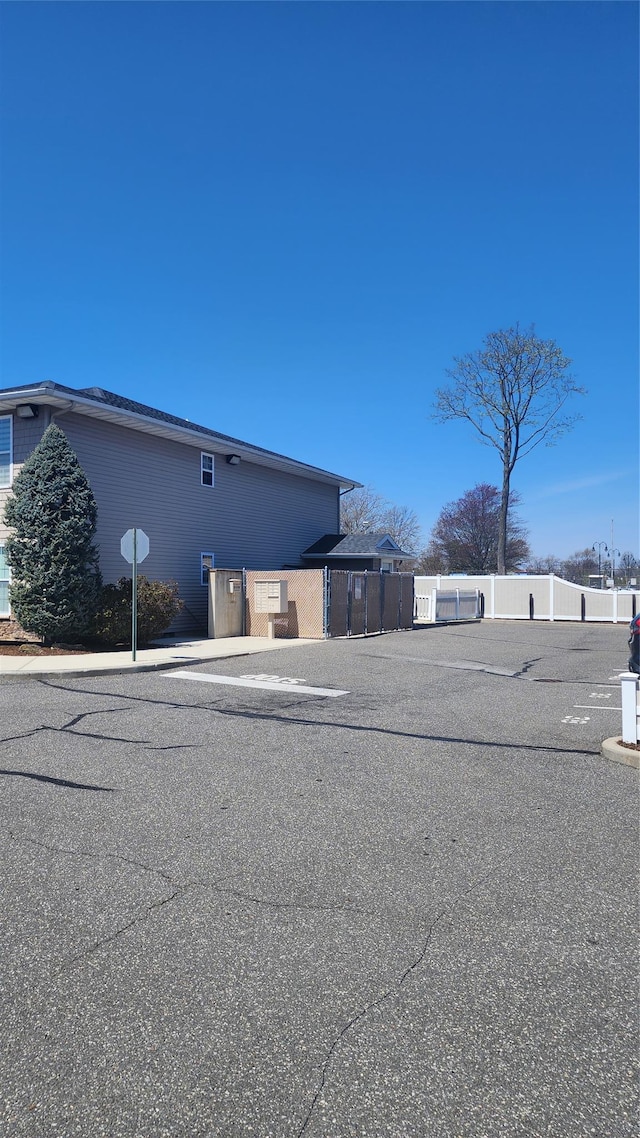 723 Carman Ave Unit 14, Westbury, NY 11590 - view of building exterior