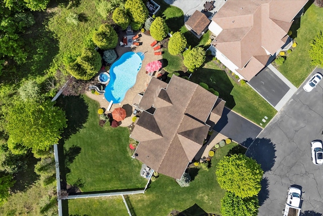 7 Moreland Ct, Mount Sinai, NY 11766 - aerial view of a pool area