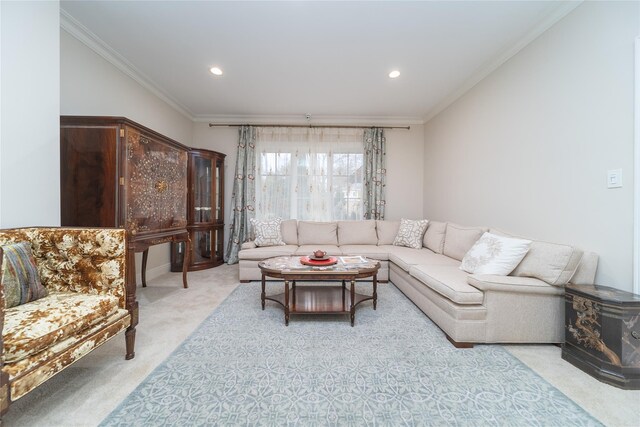 living area with light carpet, ornamental molding, and recessed lighting