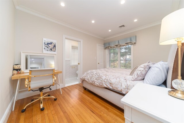 bedroom featuring light wood-style flooring, baseboards, crown molding, recessed lighting, and an office area
