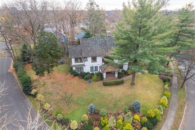 aerial view of property and surrounding area