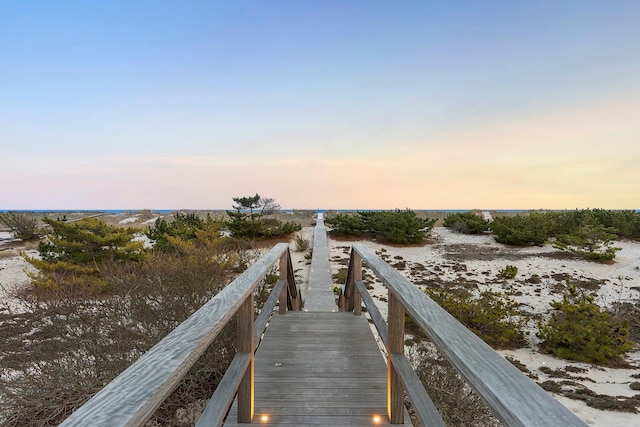 199 Dune Rd, Westhampton Beach, NY 11978 - view of home's community