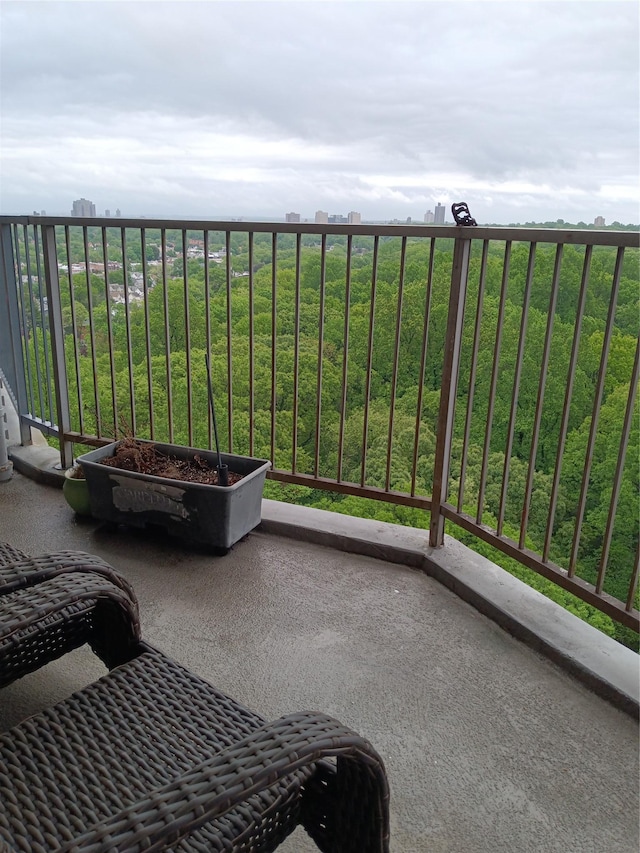 90-50 Union Tpke Unit 17K, Glendale, NY 11385 - view of balcony