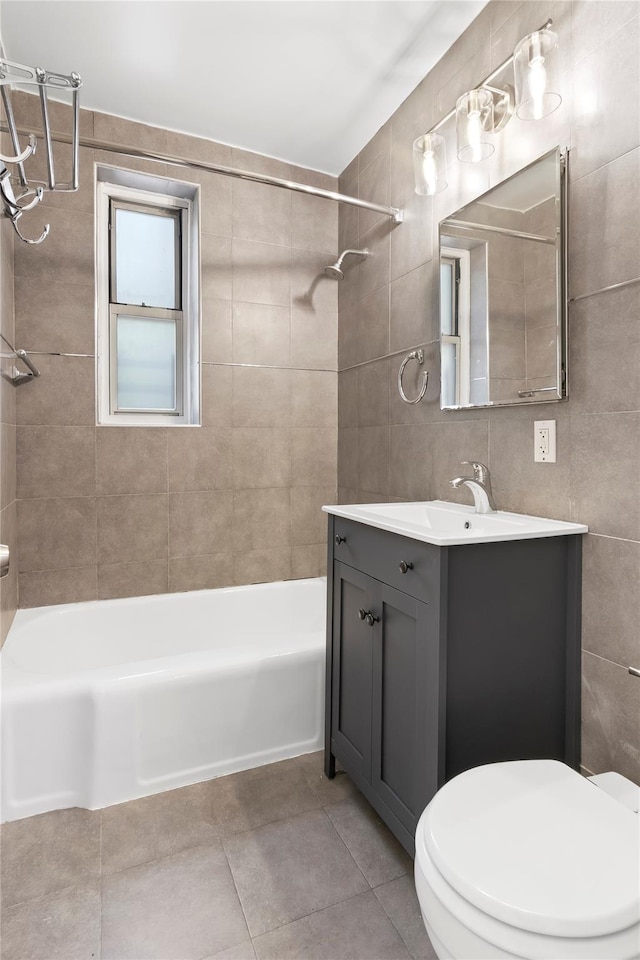 67-12 Yellowstone Blvd Unit C-12, Forest Hills, NY 11375 - photo 5