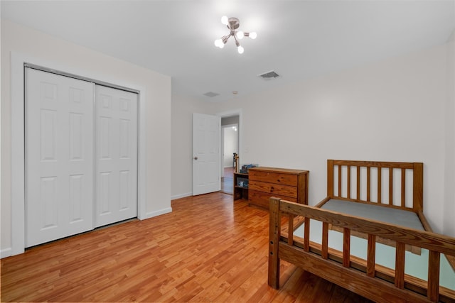 9 Hill Rd, Washingtonville, NY 10992 - bedroom featuring light wood-style floors, baseboards, and a closet